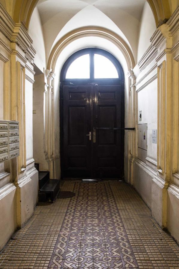 Cracow Old Town Apartments By Homeclick Kraków Eksteriør billede